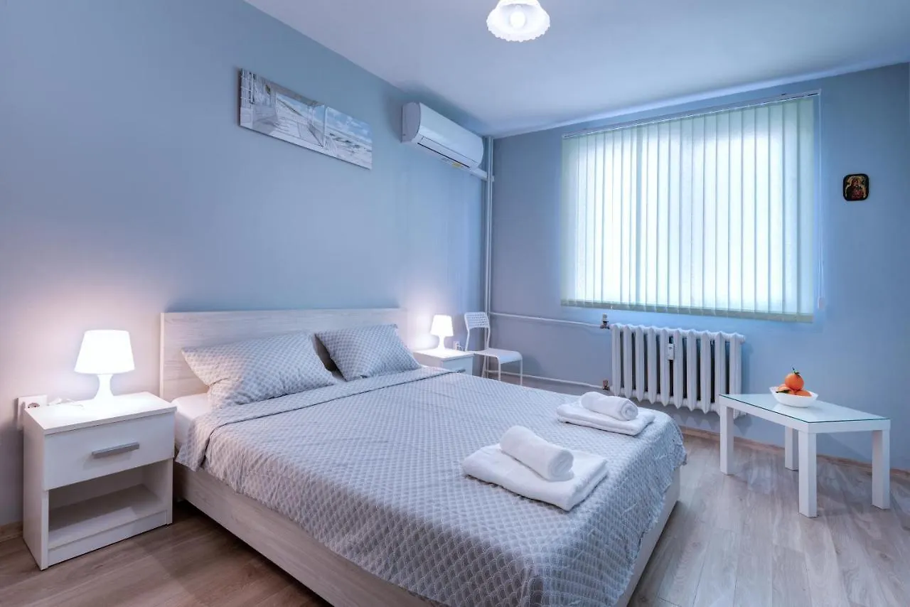 Daisy - 3 Room And Kitchen Apartment In Lazur Burgas Bulgaria