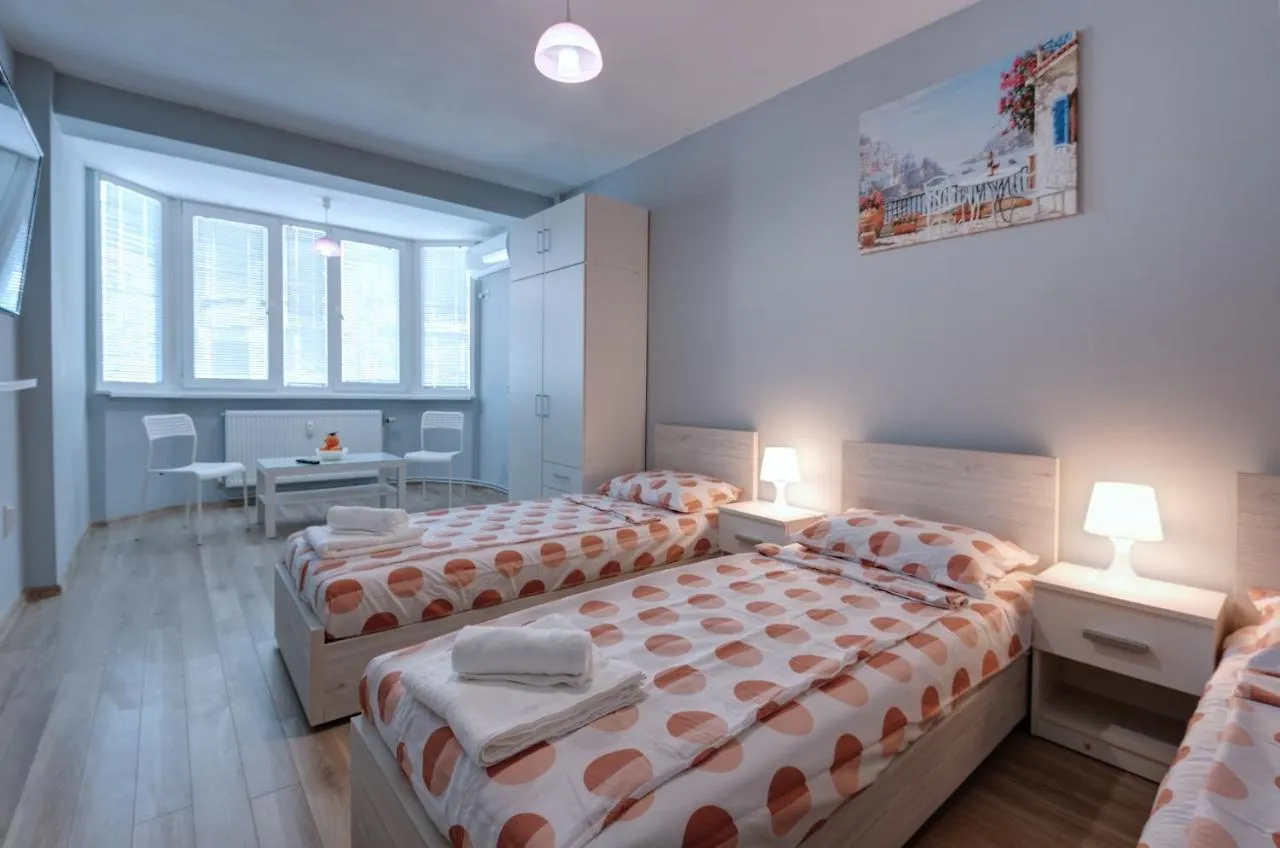 Daisy - 3 Room And Kitchen Apartment In Lazur Burgas