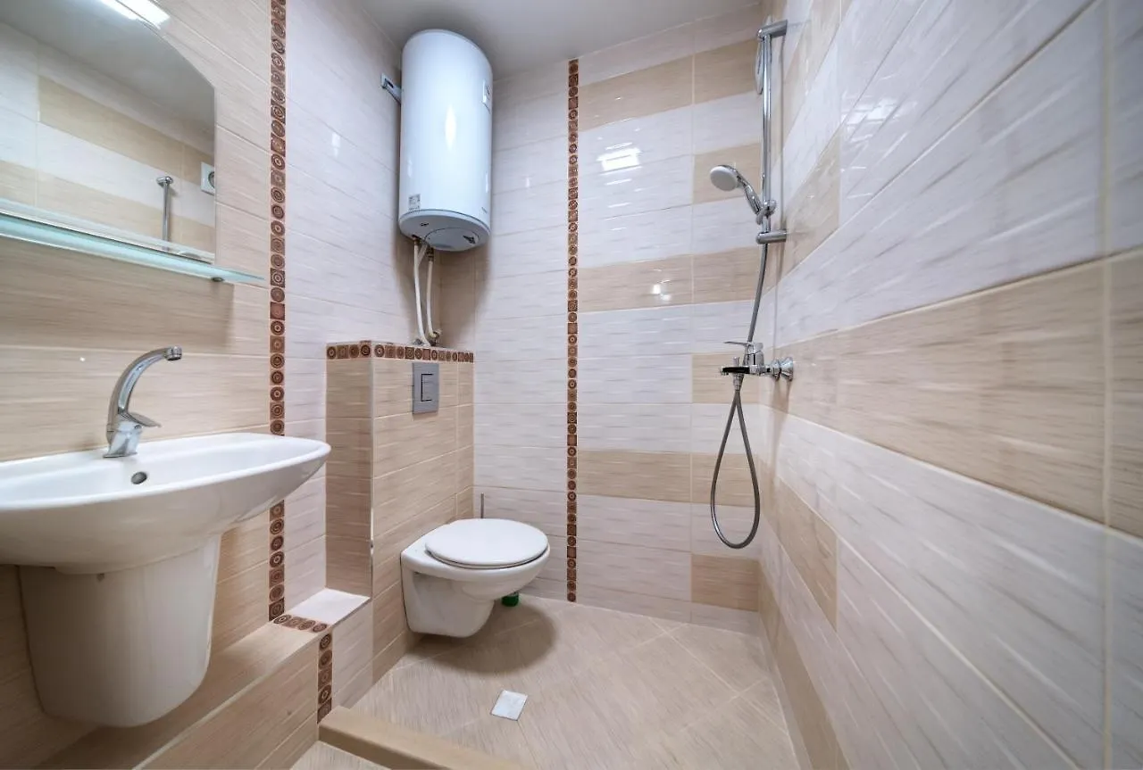 Daisy - 3 Room And Kitchen Apartment In Lazur Burgas